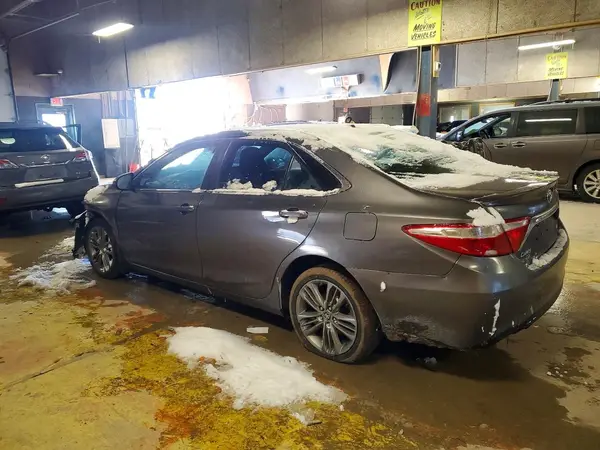 4T1BF1FKXGU231153 2016 TOYOTA CAMRY - Image 2