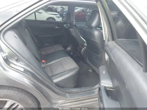 4T1BF1FKXGU232562 2016 TOYOTA CAMRY - Image 8