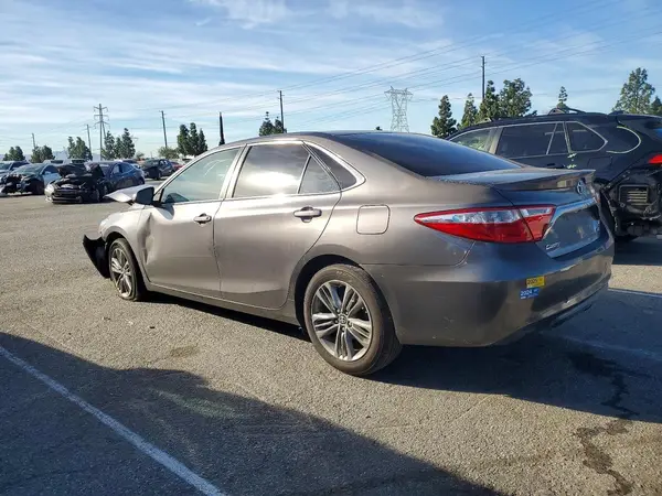 4T1BF1FKXGU232769 2016 TOYOTA CAMRY - Image 2