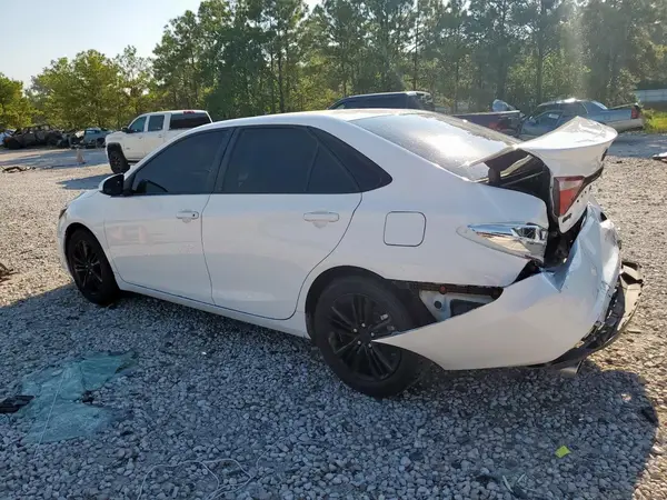 4T1BF1FKXGU239219 2016 TOYOTA CAMRY - Image 2