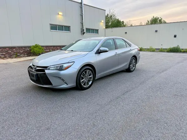 4T1BF1FKXGU239852 2016 TOYOTA CAMRY - Image 2
