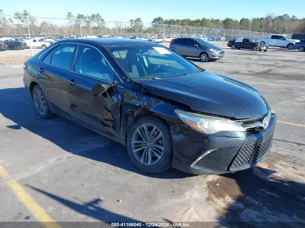 4T1BF1FKXGU242458 2016 TOYOTA CAMRY - Image 1
