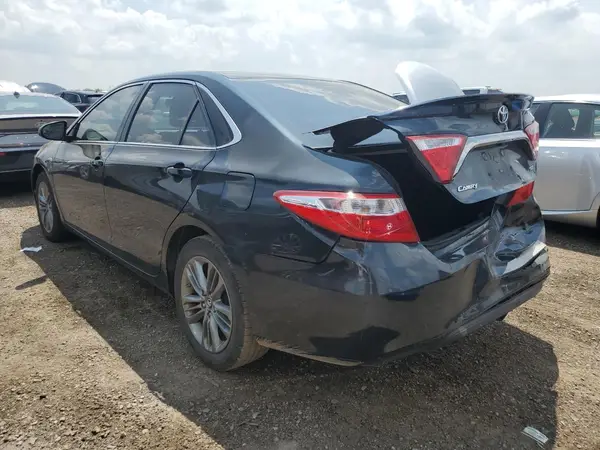 4T1BF1FKXGU243139 2016 TOYOTA CAMRY - Image 2