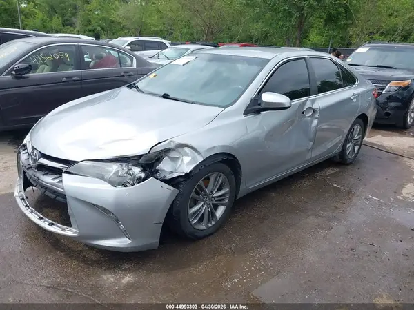 4T1BF1FKXGU244789 2016 TOYOTA CAMRY - Image 2