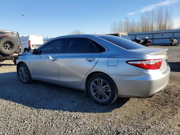 4T1BF1FKXGU247224 2016 TOYOTA CAMRY - Image 2