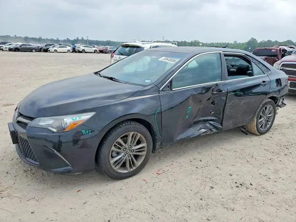 4T1BF1FKXGU247711 2016 TOYOTA CAMRY - Image 1