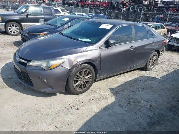 4T1BF1FKXGU250169 2016 TOYOTA CAMRY - Image 2