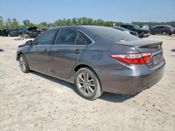 4T1BF1FKXGU251547 2016 TOYOTA CAMRY - Image 2