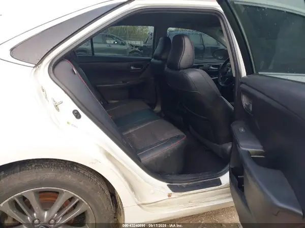 4T1BF1FKXGU256876 2016 TOYOTA CAMRY - Image 8