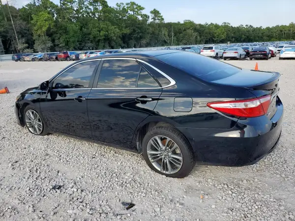 4T1BF1FKXGU259390 2016 TOYOTA CAMRY - Image 2