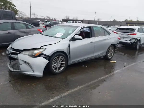 4T1BF1FKXGU260815 2016 TOYOTA CAMRY - Image 2