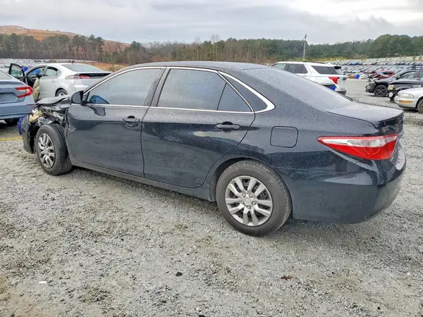 4T1BF1FKXGU261950 2016 TOYOTA CAMRY - Image 2