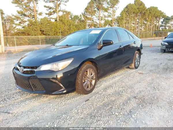 4T1BF1FKXGU262144 2016 TOYOTA CAMRY - Image 2