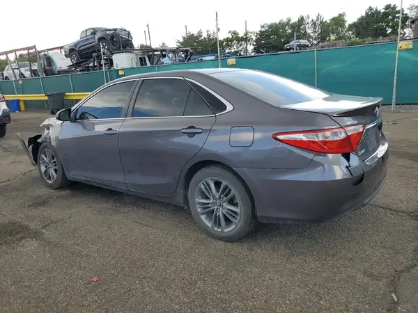4T1BF1FKXGU262631 2016 TOYOTA CAMRY - Image 2