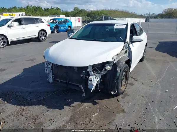 4T1BF1FKXGU264542 2016 TOYOTA CAMRY - Image 2