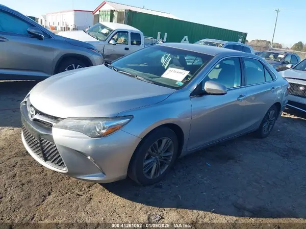 4T1BF1FKXGU264654 2016 TOYOTA CAMRY - Image 2