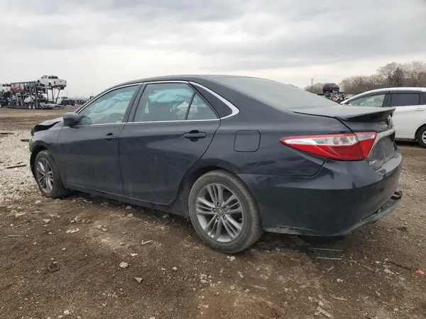 4T1BF1FKXGU265416 2016 TOYOTA CAMRY - Image 2