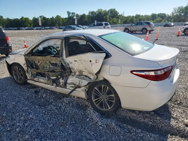4T1BF1FKXGU266422 2016 TOYOTA CAMRY - Image 2