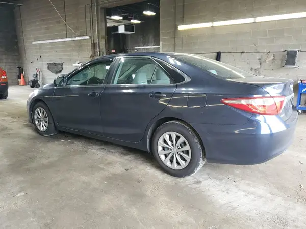 4T1BF1FKXGU503457 2016 TOYOTA CAMRY - Image 2