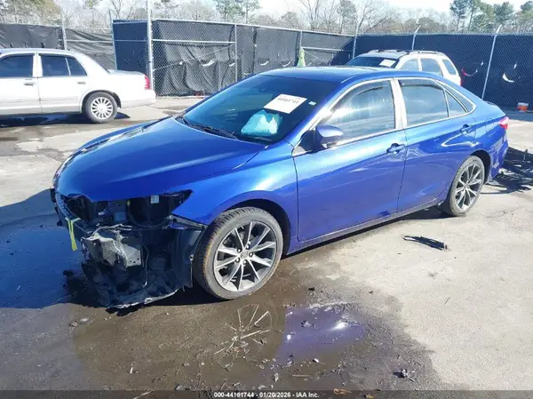 4T1BF1FKXGU505421 2016 TOYOTA CAMRY - Image 2