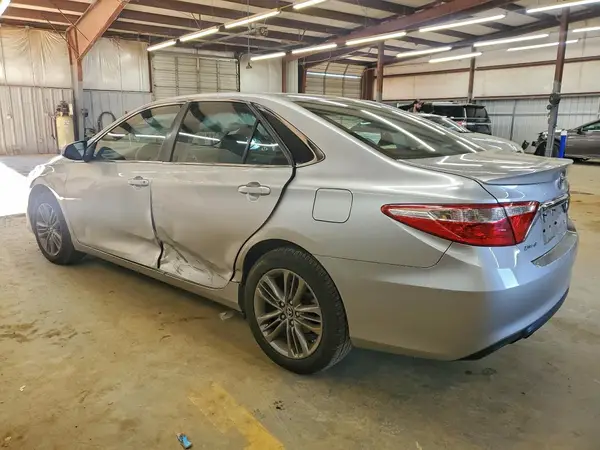 4T1BF1FKXGU505533 2016 TOYOTA CAMRY - Image 2