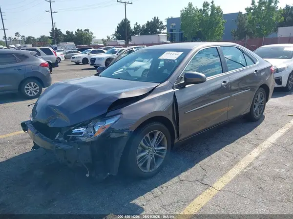 4T1BF1FKXGU506939 2016 TOYOTA CAMRY - Image 2