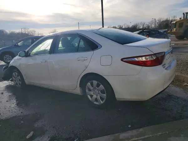 4T1BF1FKXGU507539 2016 TOYOTA CAMRY - Image 2