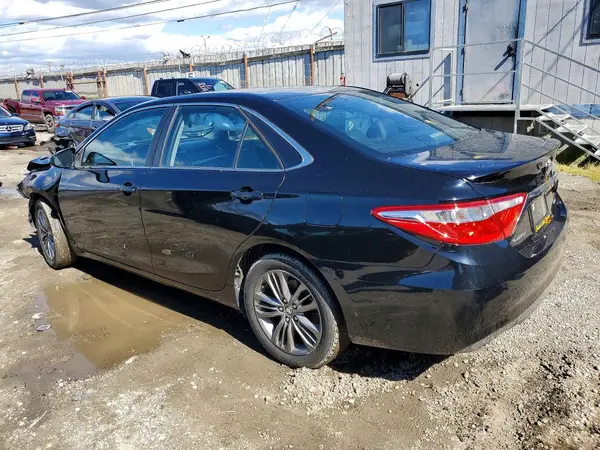 4T1BF1FKXGU509694 2016 TOYOTA CAMRY - Image 2