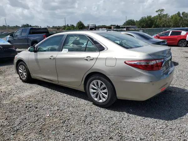 4T1BF1FKXGU513342 2016 TOYOTA CAMRY - Image 2