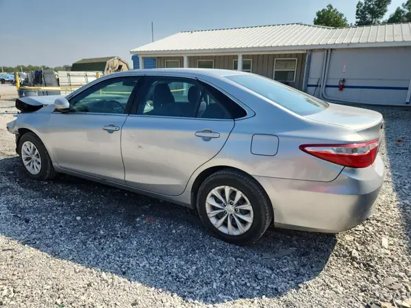 4T1BF1FKXGU513423 2016 TOYOTA CAMRY - Image 2