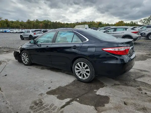 4T1BF1FKXGU513695 2016 TOYOTA CAMRY - Image 2