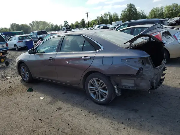 4T1BF1FKXGU513907 2016 TOYOTA CAMRY - Image 2