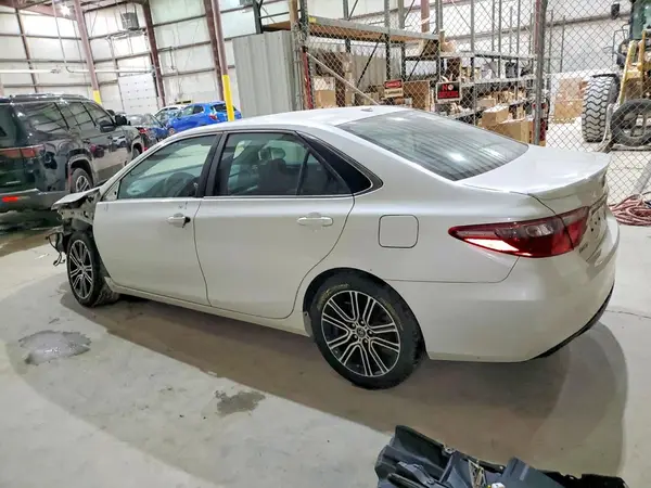 4T1BF1FKXGU515429 2016 TOYOTA CAMRY - Image 2