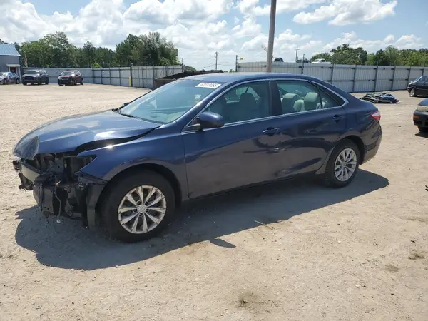 4T1BF1FKXGU517035 2016 TOYOTA CAMRY - Image 1