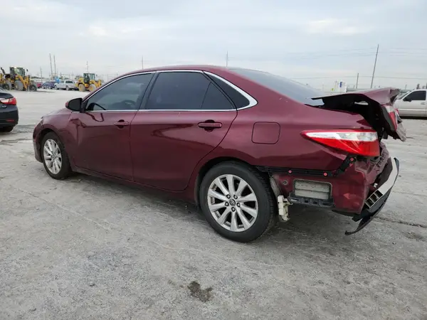 4T1BF1FKXGU525412 2016 TOYOTA CAMRY - Image 2