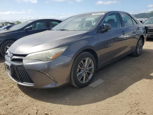 4T1BF1FKXGU529766 2016 TOYOTA CAMRY - Image 1