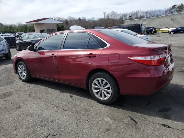 4T1BF1FKXGU531520 2016 TOYOTA CAMRY - Image 2