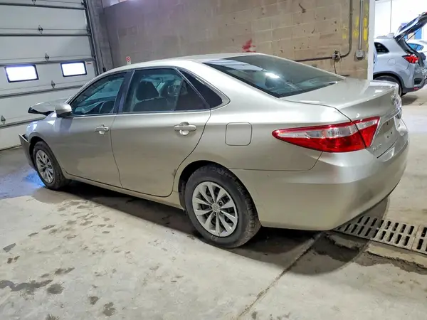 4T1BF1FKXGU534336 2016 TOYOTA CAMRY - Image 2