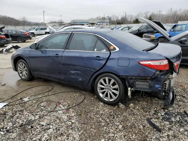 4T1BF1FKXGU536636 2016 TOYOTA CAMRY - Image 2
