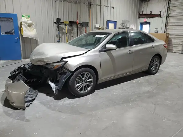 4T1BF1FKXGU536958 2016 TOYOTA CAMRY - Image 1