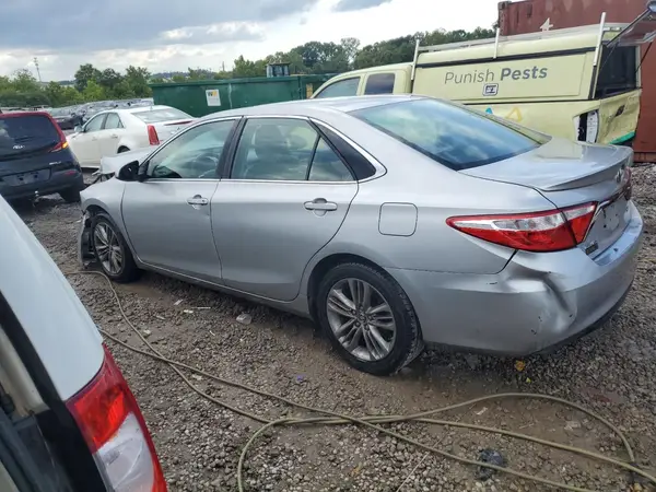 4T1BF1FKXGU537561 2016 TOYOTA CAMRY - Image 2