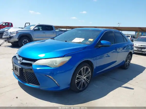 4T1BF1FKXGU539665 2016 TOYOTA CAMRY - Image 2