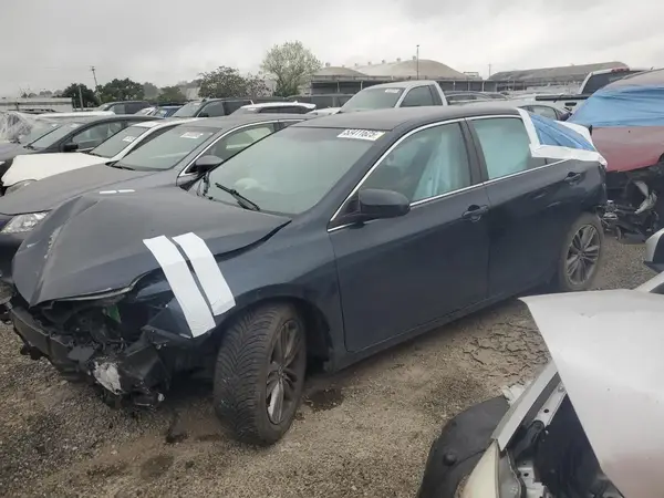 4T1BF1FKXGU544204 2016 TOYOTA CAMRY - Image 1