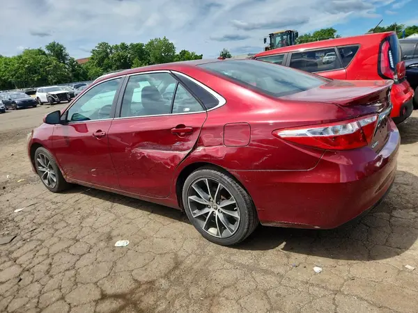 4T1BF1FKXGU549239 2016 TOYOTA CAMRY - Image 2