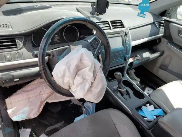 4T1BF1FKXGU552898 2016 TOYOTA CAMRY - Image 8