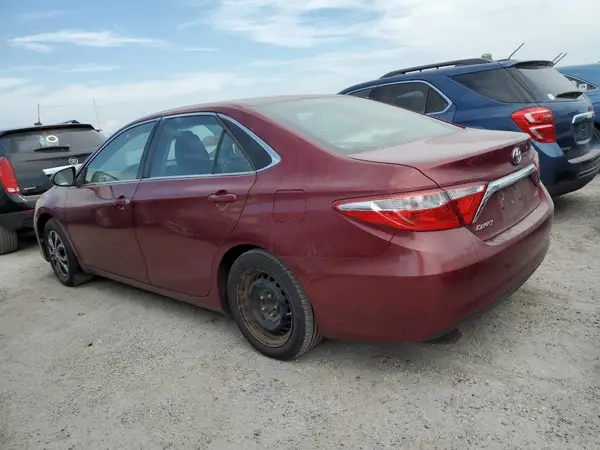 4T1BF1FKXGU553260 2016 TOYOTA CAMRY - Image 2