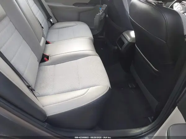 4T1BF1FKXGU553582 2016 TOYOTA CAMRY - Image 8