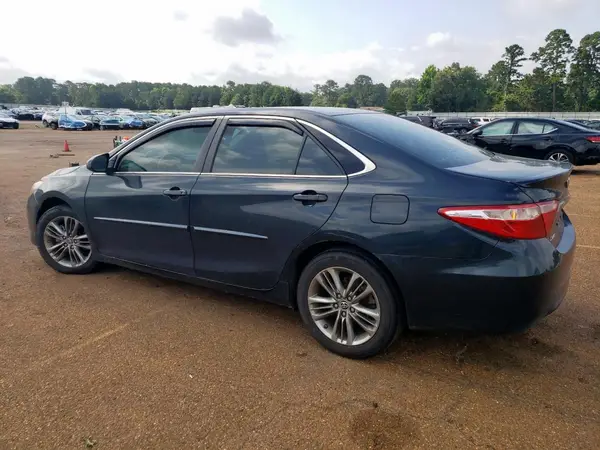 4T1BF1FKXGU555655 2016 TOYOTA CAMRY - Image 2