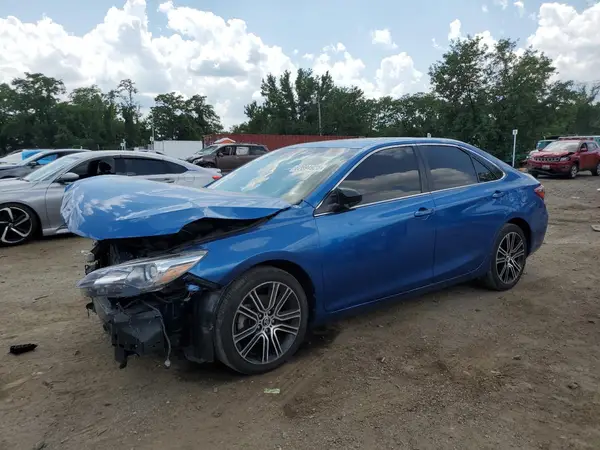 4T1BF1FKXGU559513 2016 TOYOTA CAMRY - Image 1
