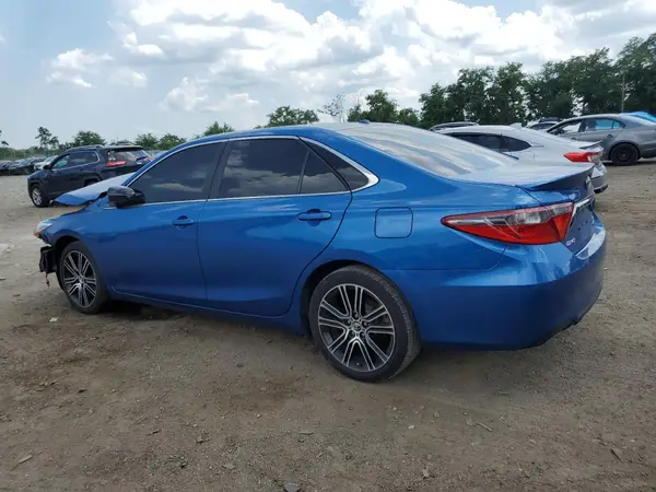 4T1BF1FKXGU559513 2016 TOYOTA CAMRY - Image 2